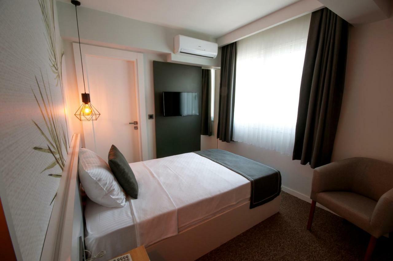 Luis Otel Izmir Exterior photo